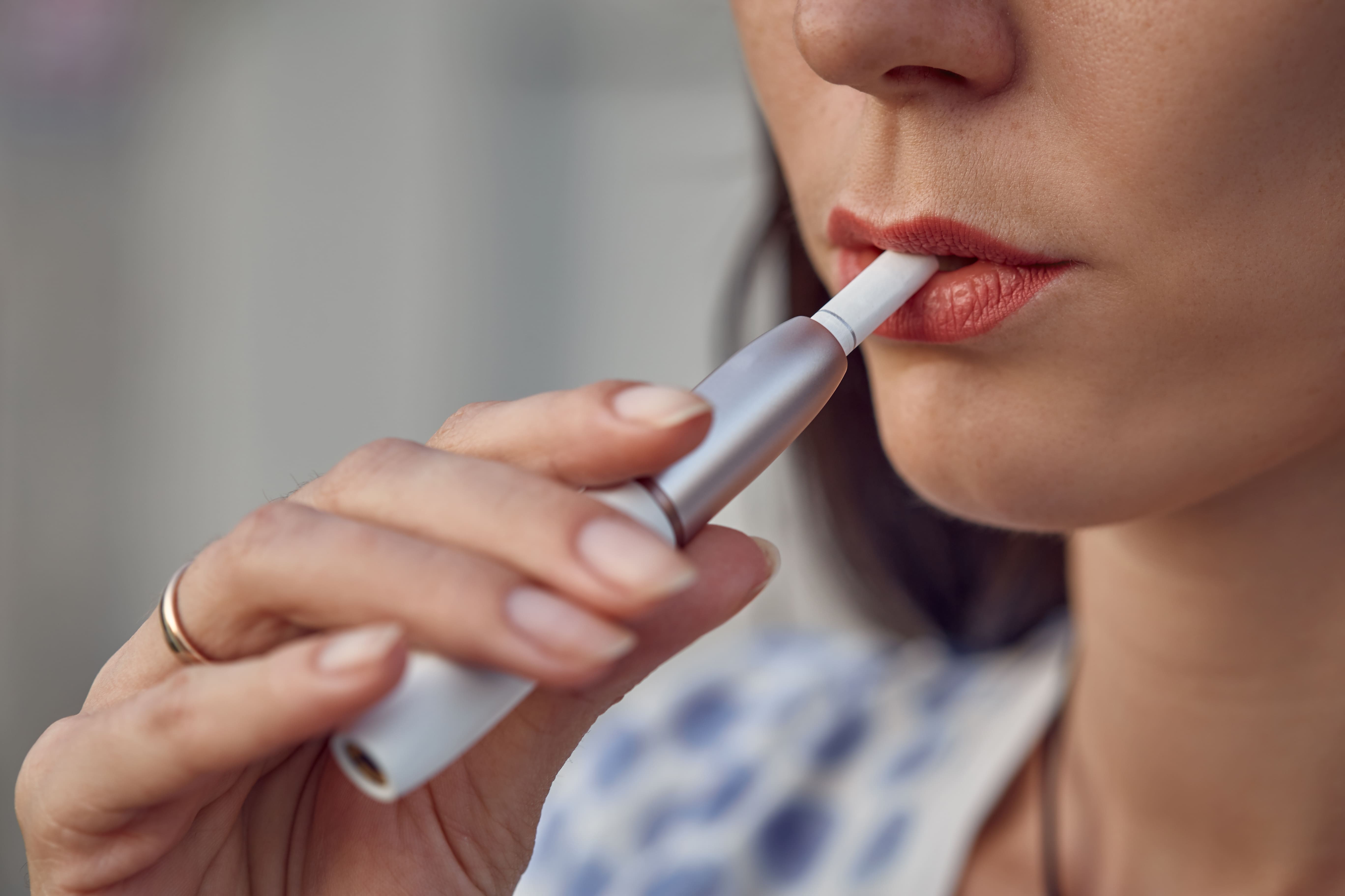 Sigarette elettroniche e salute orale